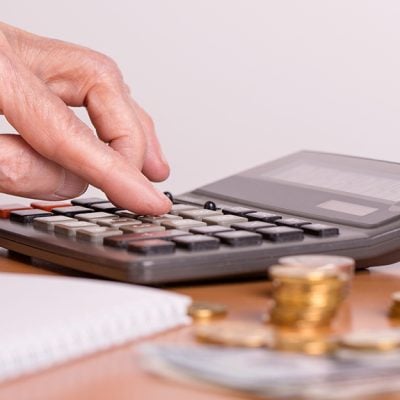 Οι συνταξιούχοι και οι αυξήσεις του κατώτατου μισθού